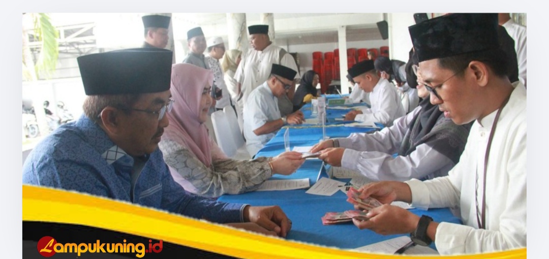 Bupati Tanjab Barat Pimpin Aksi Zakat, Kumpulkan Rp152 Juta untuk Kesejahteraan Umat.