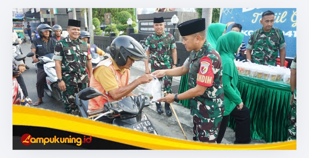 Sambut Ramadan dengan Berbagi, Kodim 0416/Bute Bagikan Takjil kepada Masyarakat