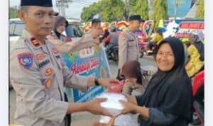 Satbunmaspolresbungo Sat Binmas Polres Bungo Berbagi Takjil, Dipimpin Langsung Kasat Binmas