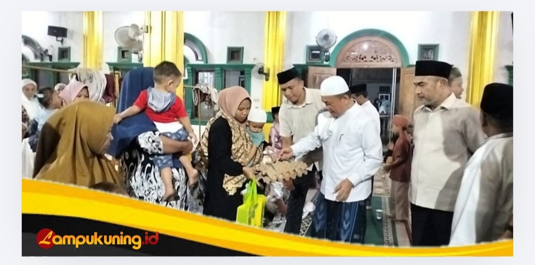 Bupati Bungo Dedy Putra Dampingi Gubernur Jambi Safari Ramadhan di Dusun Empelu