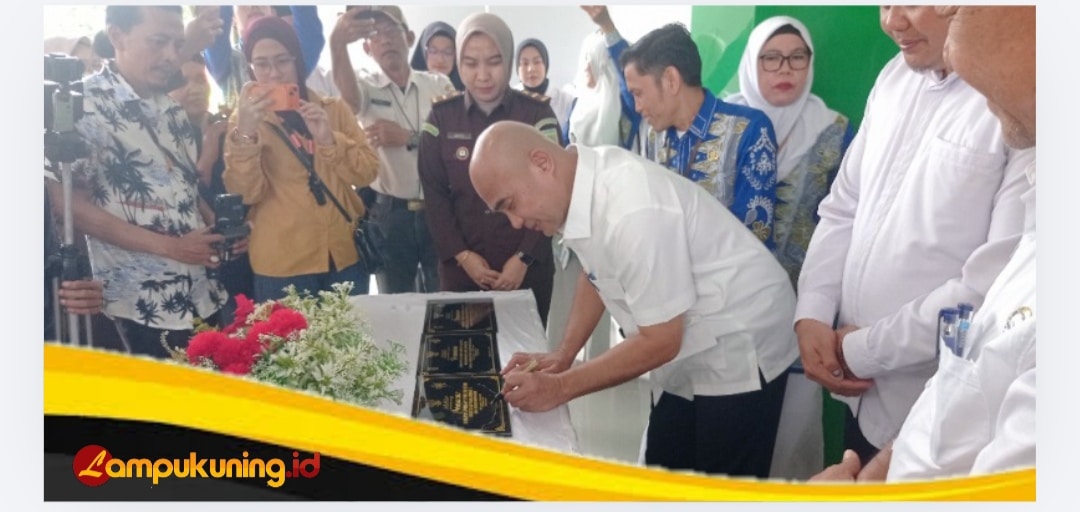 Bupati Dedy Putra Bersama Wakil Bupati Ustadz Tri Wahyu Hidayat Resmikan 2 Gedung Puskesmas dan 3 Gedung Pustu