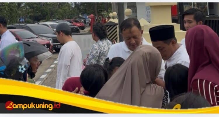 satintelpolresbungo Sat Intelkam Polres Bungo Gelar Aksi Berbagi Takjil, Pererat Kedekatan dengan Masyarakat