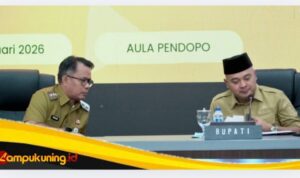 Bupati Agus Rubiyanto Pimpin Rapat Staf Lengkap Pemerintah Kabupaten Tebo
