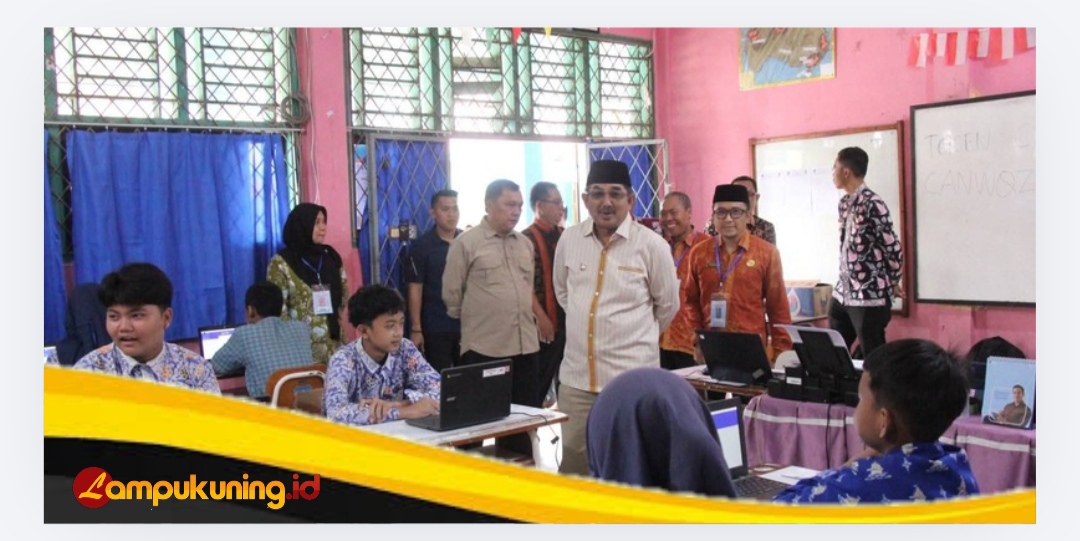 Pantau TKA 2026, Bupati Anwar Sadat Tekankan Peningkatan Mutu Pendidikan di Tanjab Barat.
