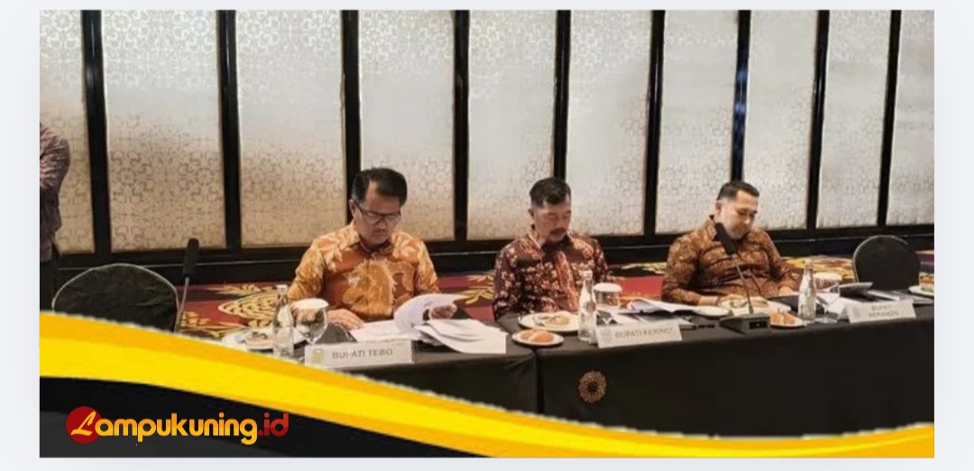 Wakil Bupati Tebo Hadiri RUPS Luar Biasa Bank Jambi, Perkuat Tata Kelola dan Kinerja Keuangan