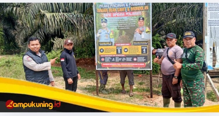 Cegah Pencurian Sawit, Bhabinkamtibmas Polsek Bathin II Pelayang Gencar Pasang Spanduk Himbauan Kamtibmas