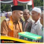 TMMD Ke-129 Tak Hanya Bangun Desa, Kodim 0416/Bungo Tebo Salurkan 100 Paket Sembako