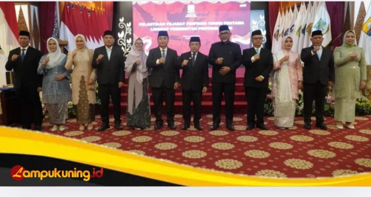 IMG_20260717_103045 Gubernur Al Haris Lantik Lima Pejabat Pimpinan Tinggi Pratama, Tekankan Penguatan Kinerja, Kekompakan Tim, dan Integritas