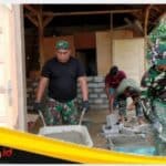 IMG_20260723_133001 Rumah Bapak Maskur Mulai Dipasang Dinding Oleh Personel Satgas TMMD Ke-129 Kodim 0416/Bute