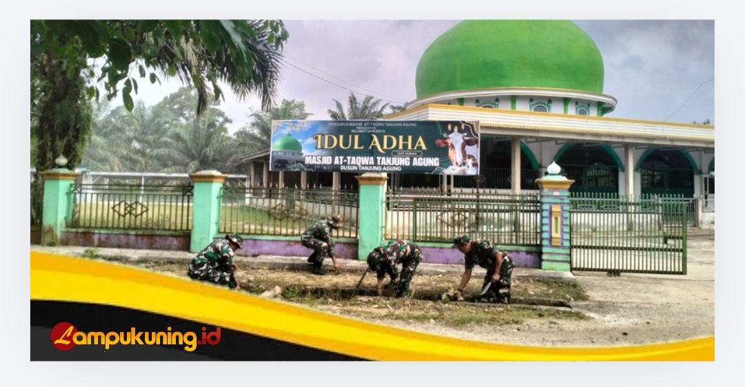 Tidak Hanya Bangun Fisik, Personel Satgas TMMD Ke-129 Kodim 0416 Bute Juga Menjaga Lingkungan Tetap Bersih 