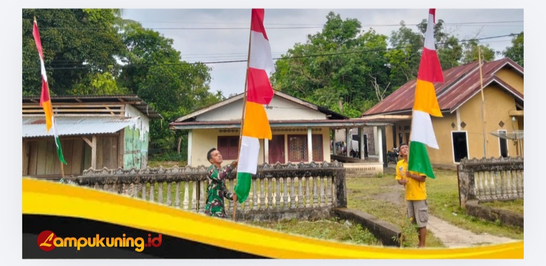 Pemasasangan Bendera Merah Putih, Sertu Hanri Nopaldi Anggota Satgas TMMD Ke-129: Semangat Kemerdekaan Terus Ditanamkan Ke Masyarakat 