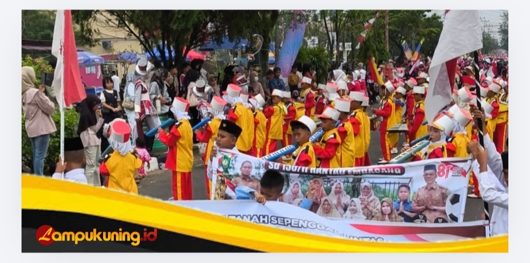 Kapolres Bungo Turun Langsung Amankan Pawai Kemerdekaan, 235 Peleton Tumpah Ruah di Jalanan