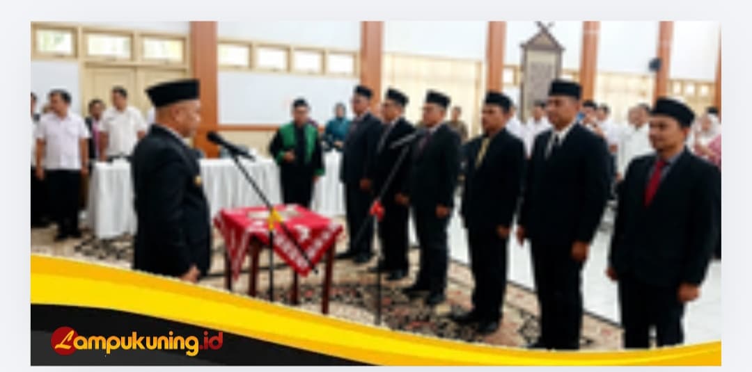 Bupati H.Dedy Putra Lantik Sejumlah Pejabat Tinggi Pratama