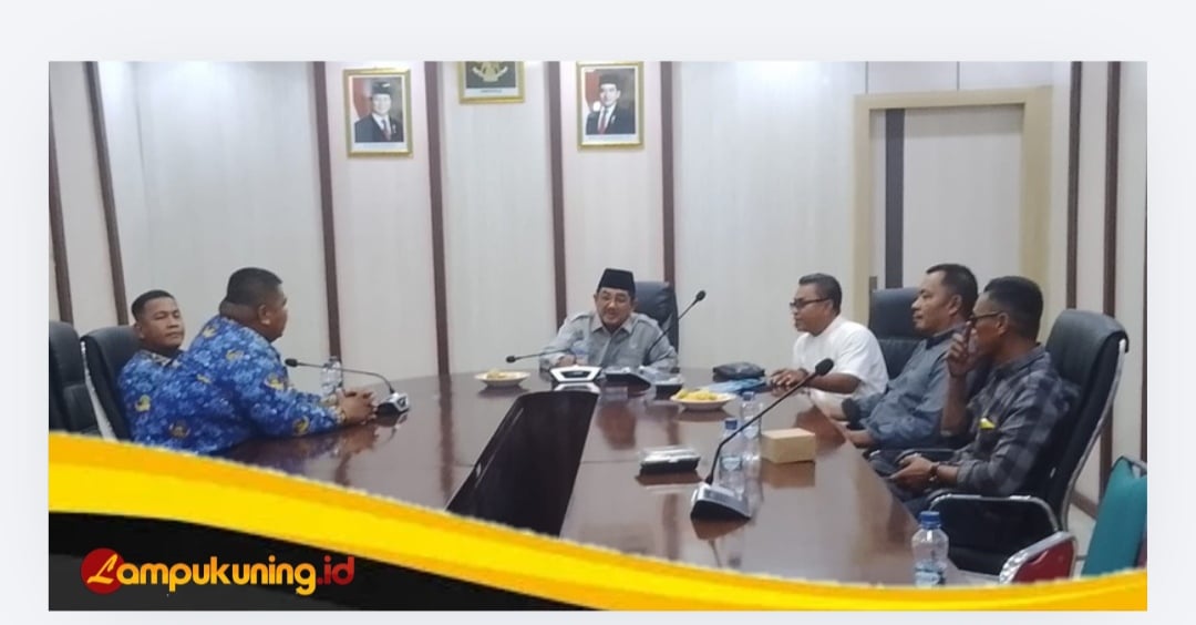 Bupati Siap Mediasi Warga dan PT Pelda, Janji Perbaikan Tanggul Kembali Dibahas.