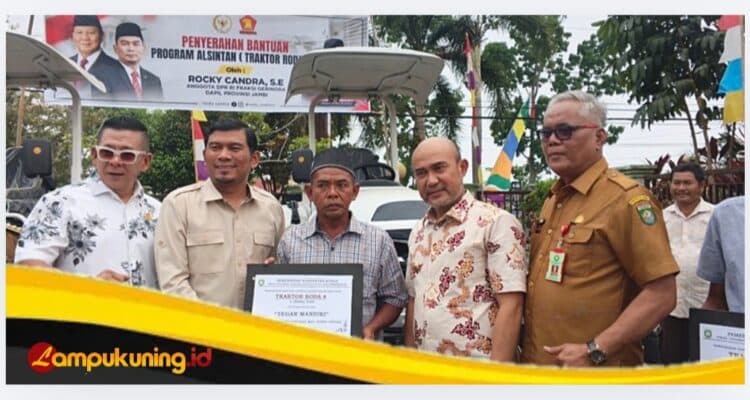 IMG_20261020_133728 Bupati Dedy Putra Apresiasi Bantuan Traktor dan Motor Sampah dari Anggota DPR RI Rocky Candra