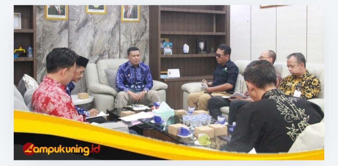 Wabup Katamso Pimpin Koordinasi Penyelesaian Konflik Lahan, Pemkab Tanjab Barat Utamakan Musyawarah dan Kepastian Hukum.